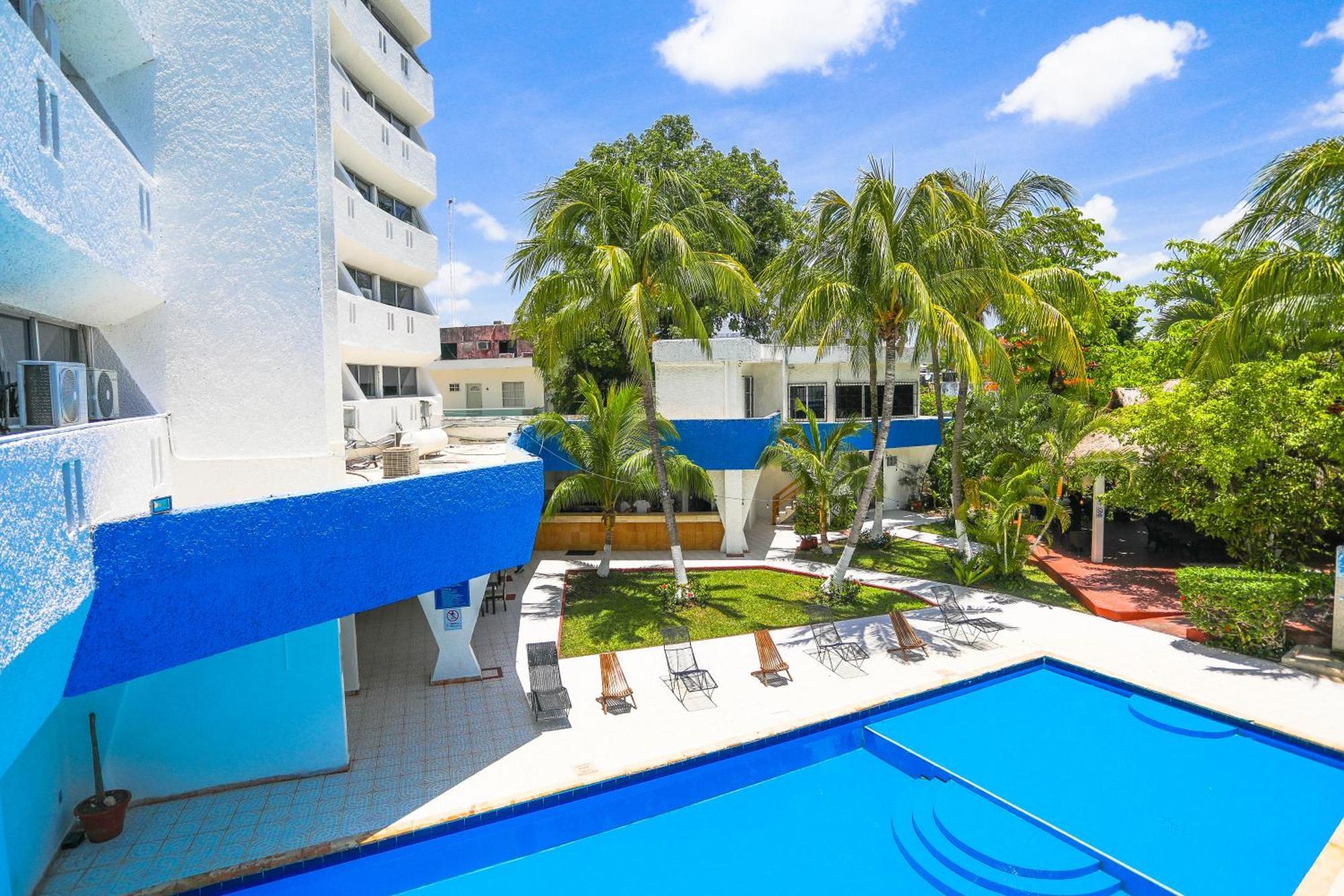 Hotel Caribe Internacional Cancún Exteriör bild